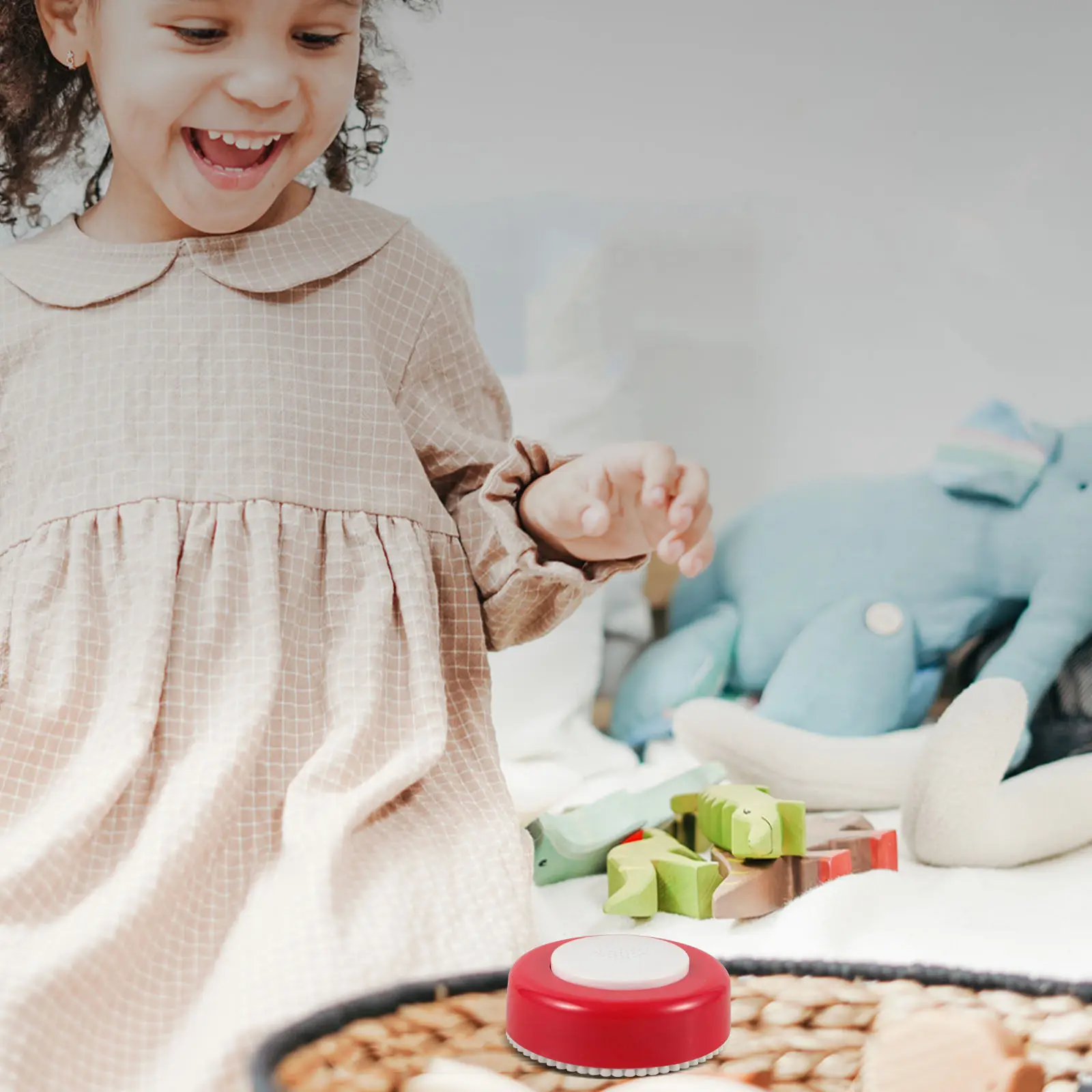 

Screaming Sheep Button Goat Sound Desk Game Prop Halloween Party Prank Present Funny Noise Maker Talking Button