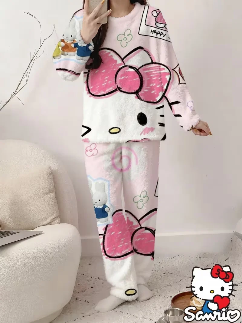 

Серия Sanrio Hello Kitty, осенне-зимняя бархатная одежда для сна, милая повседневная теплая одежда для взрослых, родителей и детей, новый стиль для всей семьи 2026