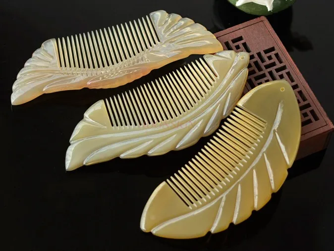 Quality Yak Horn Comb Natural 14-15cm Exquisite Carved Leaf Comb
