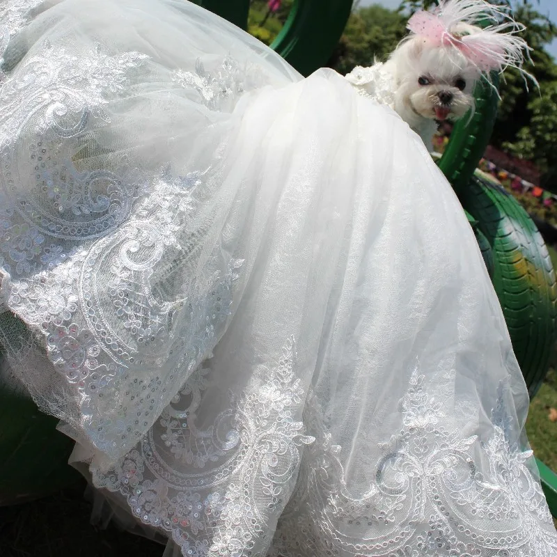 Fine Sequin Embroidery Pet Dog Clothes Luxury Handmade White Lace Long Tail Princess Dresses For Small Medium Dog Puppy Skirts
