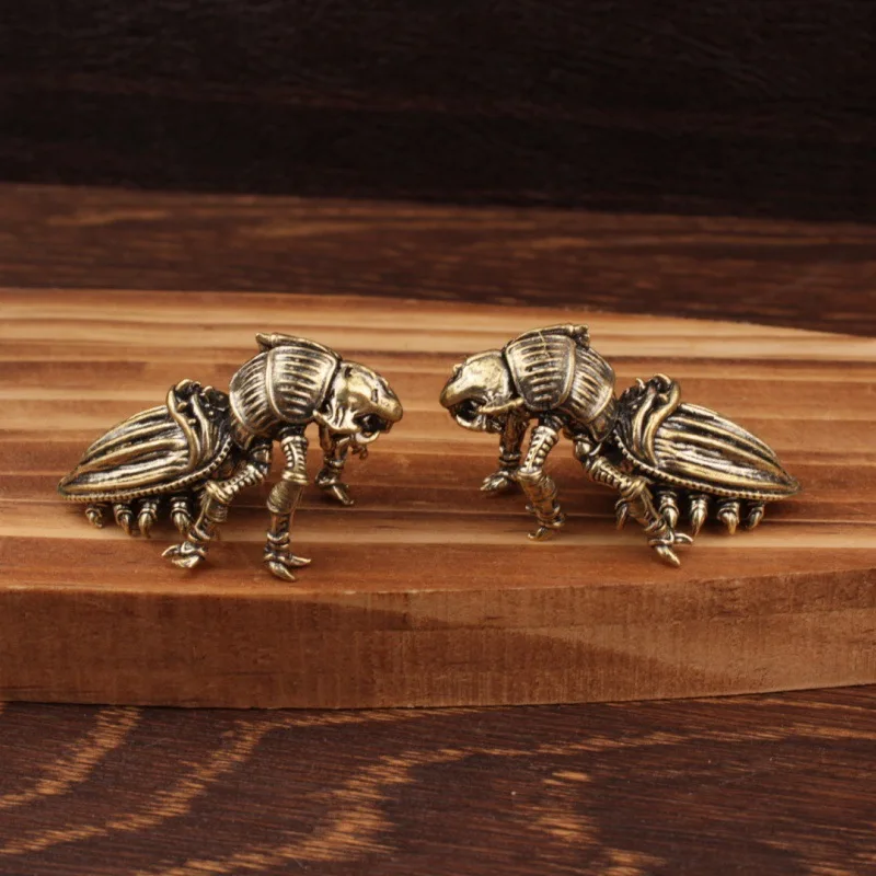 1/2Pcs domineering bug brass ornament creative bug antique play tea pet car pet crafts