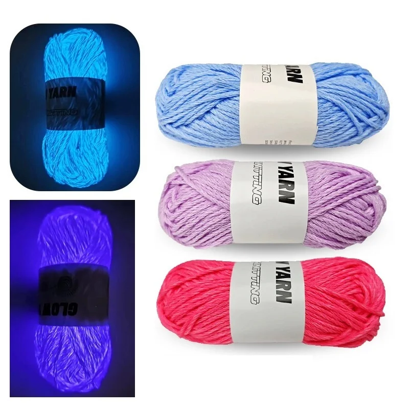 55 metros novedoso hilo funcional que brilla en la oscuridad hilo luminoso tejido a mano alfombra suéter sombrero lana hilo brillante costura