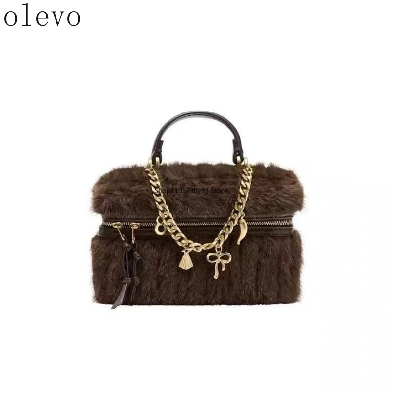 

Women Luxury Shoulder Faux Fur Mini Box Bags Designer Handbag for Trendy Ladies Fashion Casual Chain Elegant Bags Crossbody Bag
