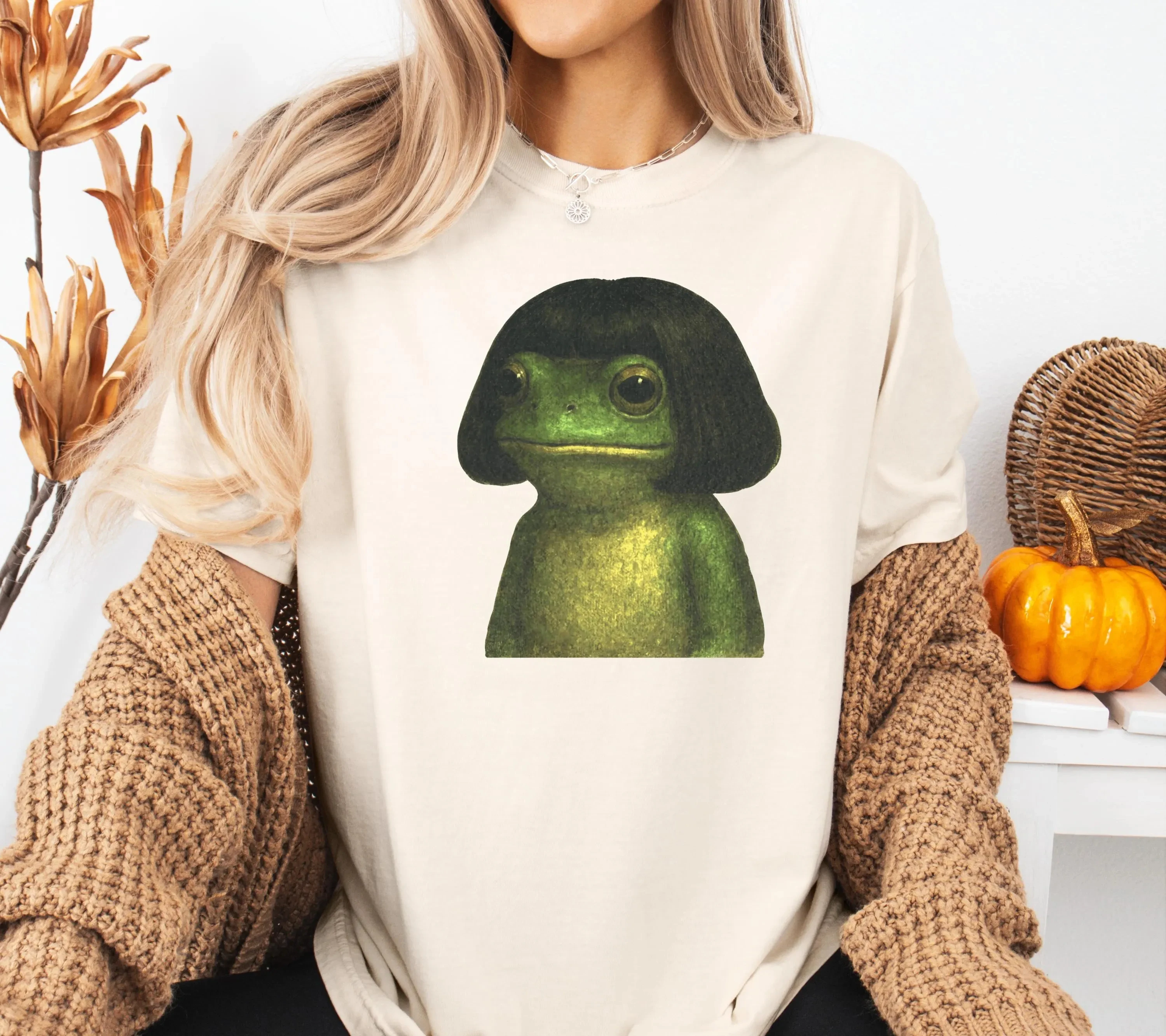 

Женская летняя футболка больших размеров с принтом «Лягушка с стрижкой Боб» (мем), хлопковая, дышащая, стильная, универсальная, в уличном стиле, оверсайз