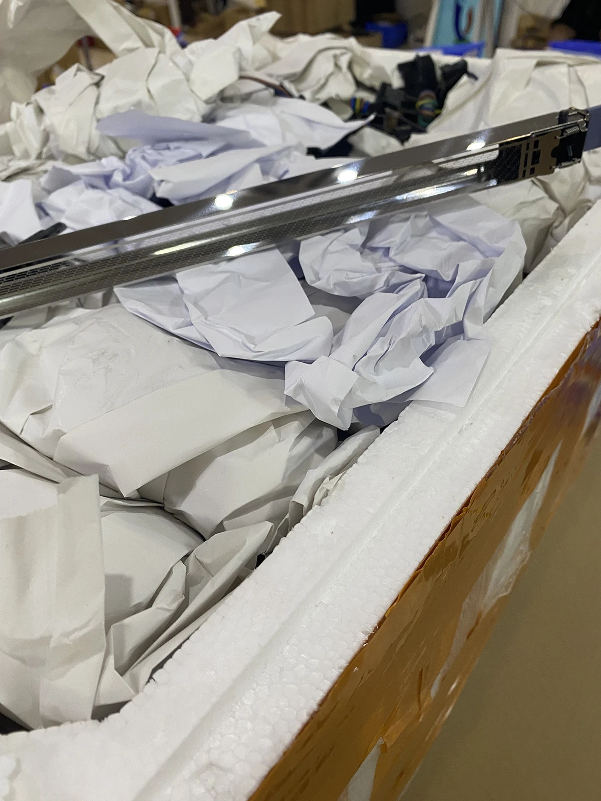 

Коронный блок зарядки для Konica Minolta C6500 C5501 C6000 C6501 C7000 Corona Grid