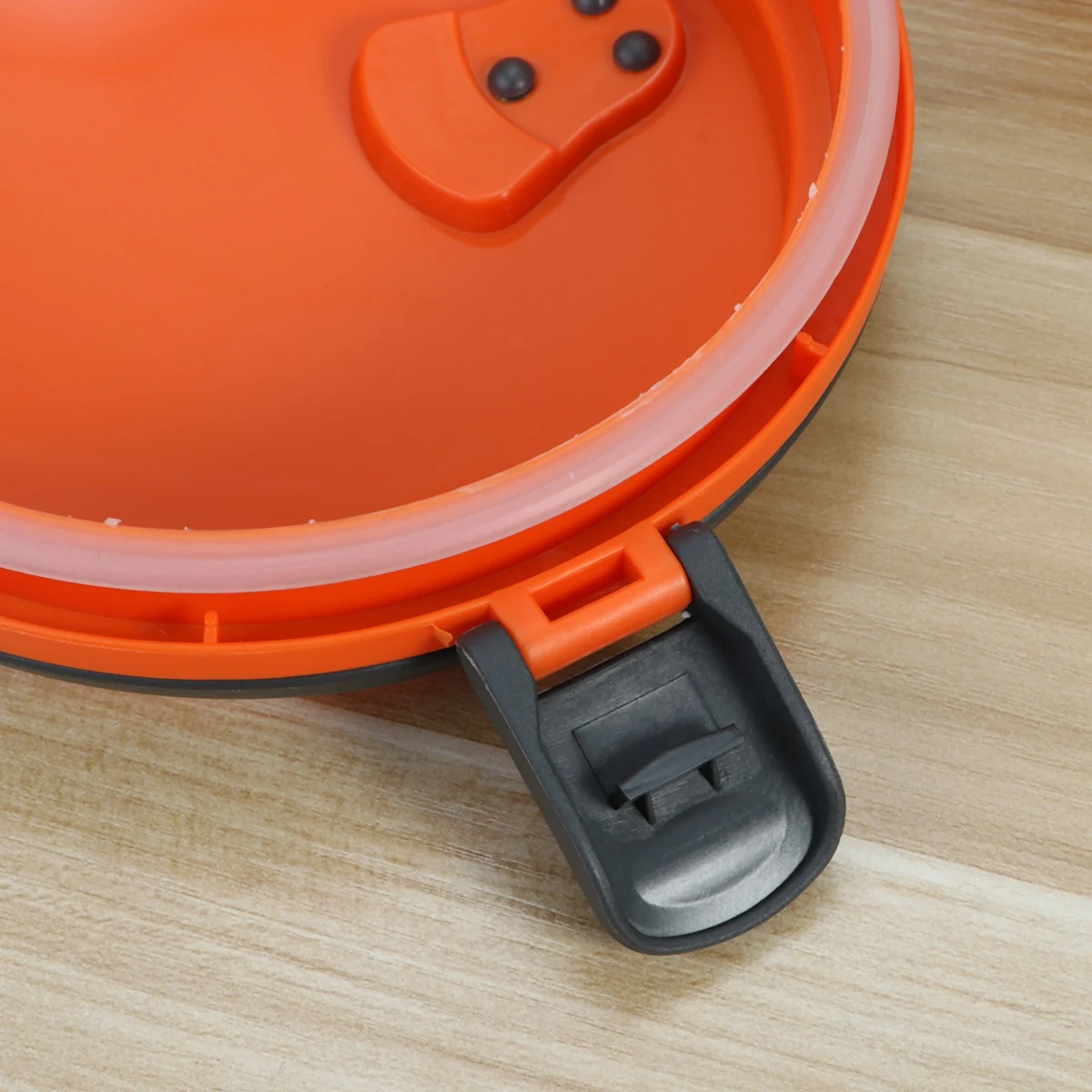 

Lunch Box Spillover Prevention Food Containers with Good Sealing Retain Original Flavor Portable