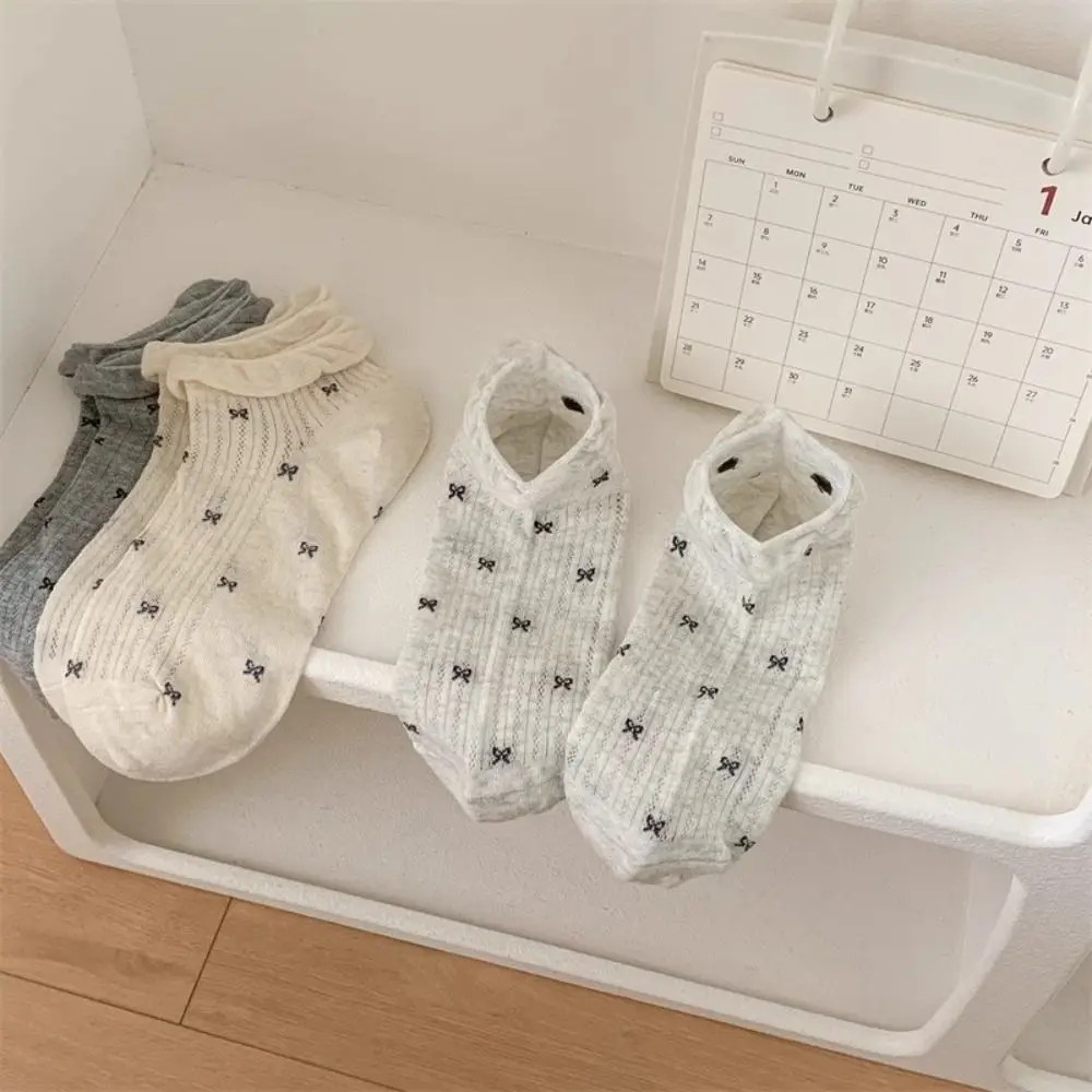 

5Pairs Ins Style Mesh Bow Short Socks Breathable Ballet Style Sweet Ankle Socks Female Hosiery Ruffle Tube Socks Women Lady