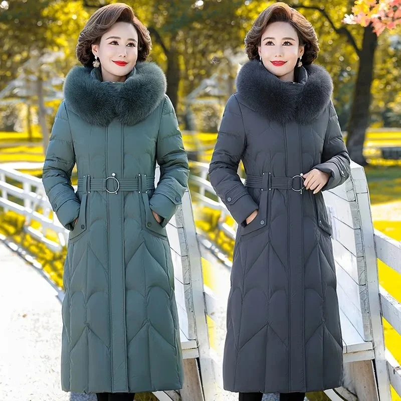 2023 nuovo piumino invernale donna piumino d'anatra bianco parka piumino lungo con cappuccio Chic grande collo di pelliccia piumino con cintura femminile