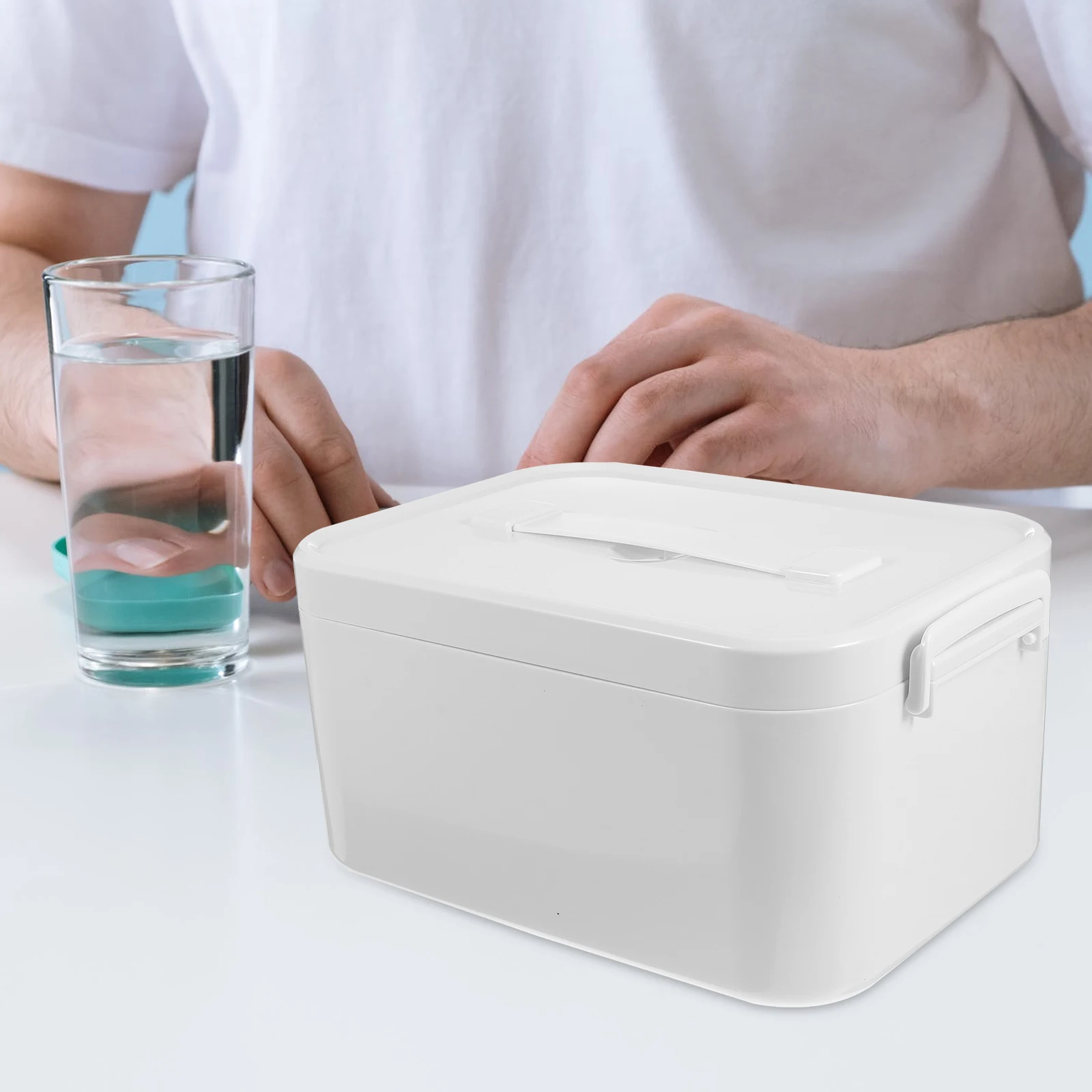 

Portable First Kit Medicine Chest White PP Large Capacity H held Box With Lid Household ganizer Outdoor Sports Travel Box