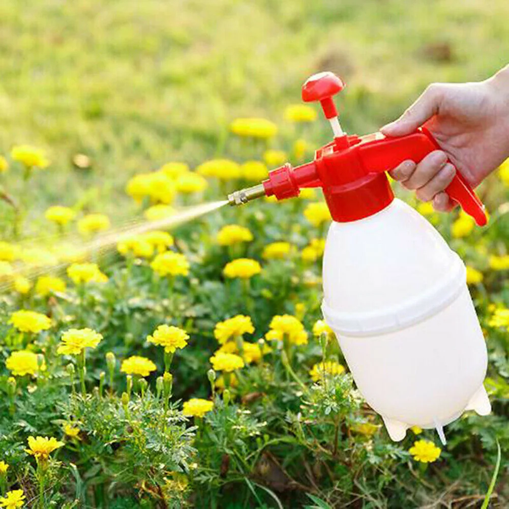 1PC 0.8 L Car Washer Hand Pump Pressure Sprayer Bottle Pressurized Spray Water High-pressure Car Wash Spray Bottle Car Cleaning