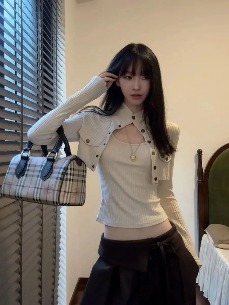 Women's Casual Knitted Cardigan Vest Set Slimming Two-Tone Top Two-Piece Set Autumn Winter Fashion Ensemble Inner Wear