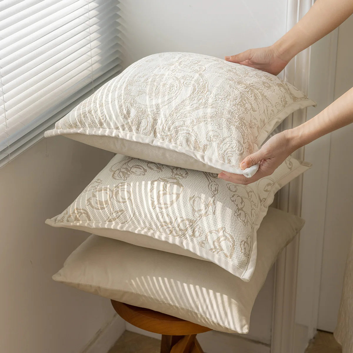 

French Cream Pillow Covers Decorative Plant Flower Jacquard Cushion Case 45*45 Home Decor Living Room Decor Cushion Cover