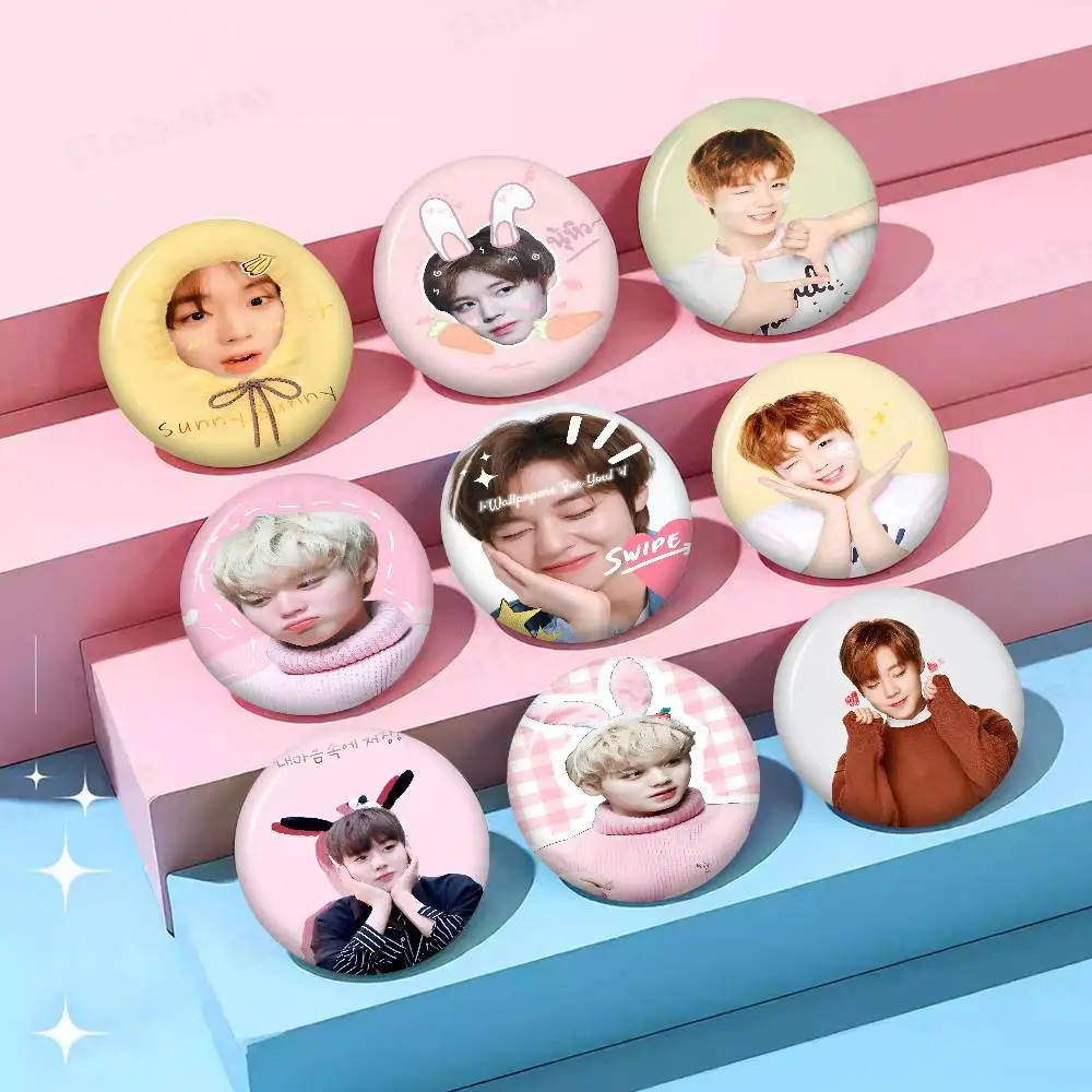 Handsome Talented Korean Idol P-Park Ji-Hoon Anime Brooches Cute Cartoon  Badge Jacket Jeans Lapel Pin Gift Accessorie