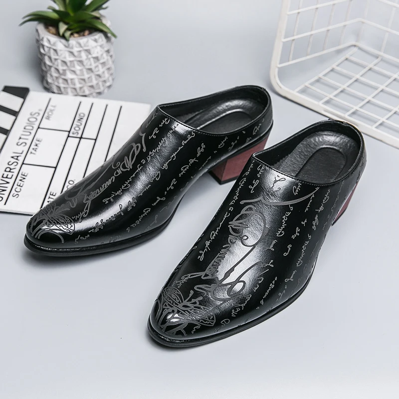 2023 Summer New British Style Men\'s Mules Slipper Ceremonial heightening Shoes Black Hombre Daily Dress Casual Pointed Leather