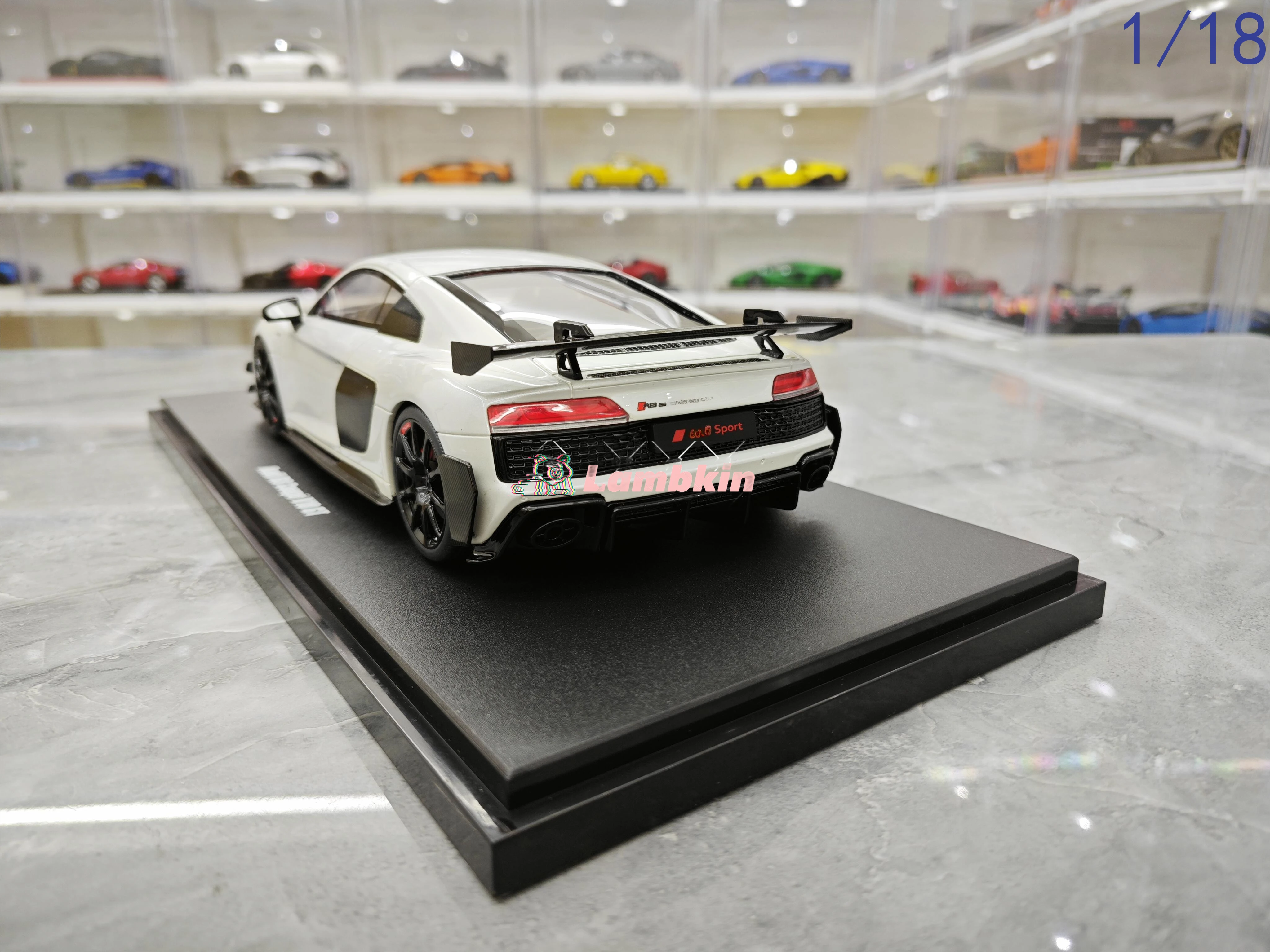 GT Spirit audi R8 V10 GT RWD Limited Edition Simulation Car Decoration 1:18 Home Static Display Gifts Birthday