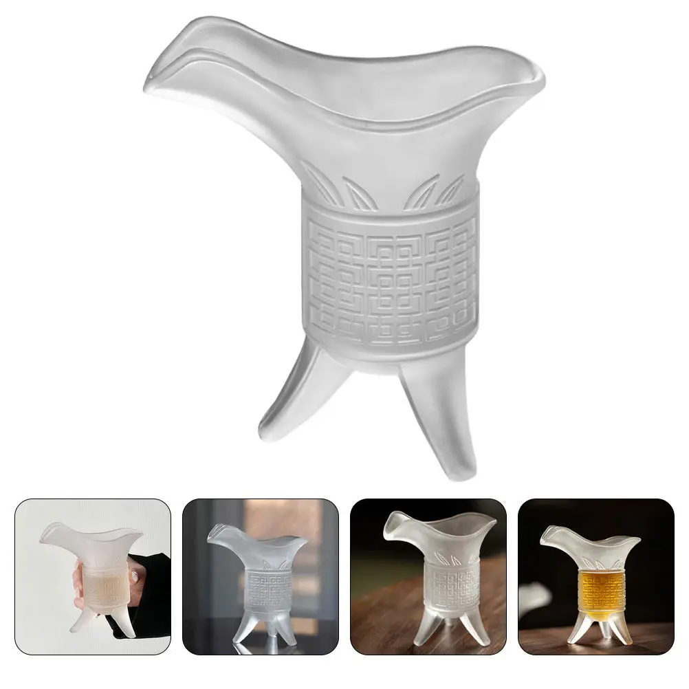 Retro Ancient Chinese Glass Cup Vintage Style Large Capacity Elegant Wine Holder Decorative Shot Glass Set Delicate Household