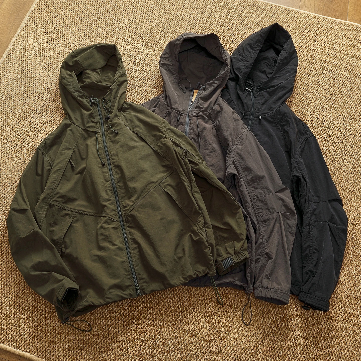 معطف Jaet وظيفي أنيق للرجال في الهواء الطلق بتصميم غير رسمي وخياطة ملابس عمل طويلة بسحاب للإغلاق