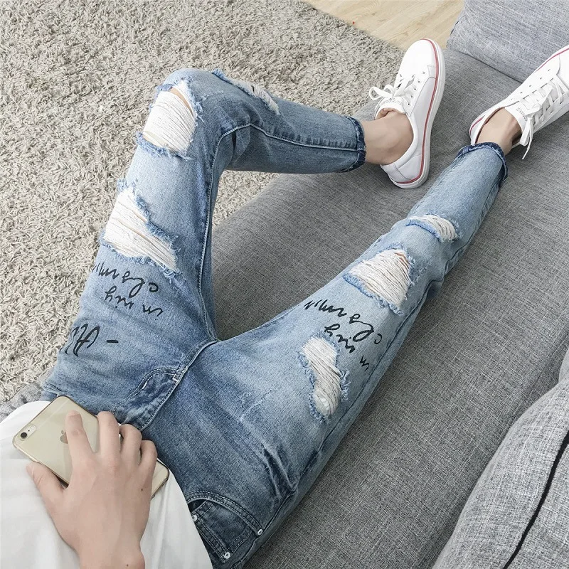 Spring Autumn 2022 Fashion Teenagers Beggar Ripped Feet Jeans Korean Letter Printe Casual Ankle Length Pants Student Men's Pants