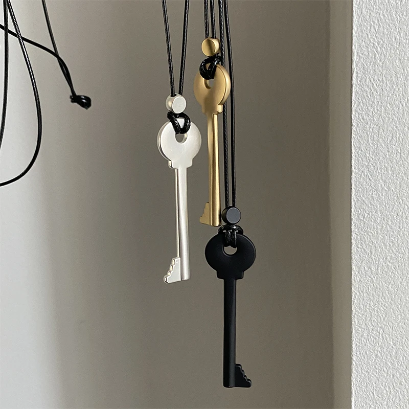 مفتاح معدني على شكل قلادة قلادة للنساء الفتيات بسيطة طويلة الشمع حبل سترة سلسلة الإكسسوارات هدايا جديدة