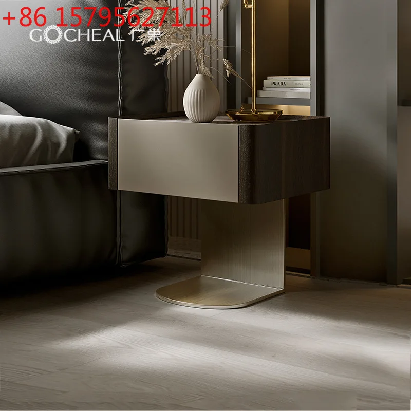 

Итальянский минималистичный светлый роскошный прикроватный столик, элитная подвеска для спальни, элитная маленькая квартира, квадратная плита из массива дерева