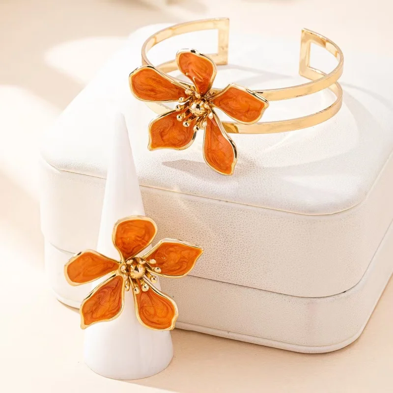 

Fashion Fresh Floral Print Bracelet And Ring Set Elegant Women's Daily Party Accessory Unique Mixed Jewelry Ensemble