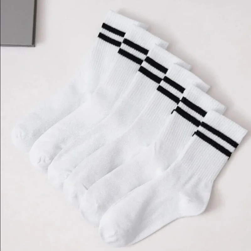 6Pairs/lot Middle Tube Mid Length Stockings Set For Men in Solid Black And White Breathable Socks