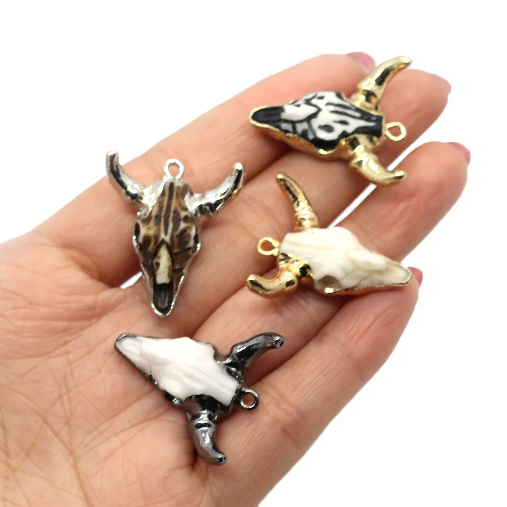 Delicate Resin Bull Head Small Pendant 27x31mm Black Vintage Charm Fashion Jewelry Making DIY Necklace Earring Accessories