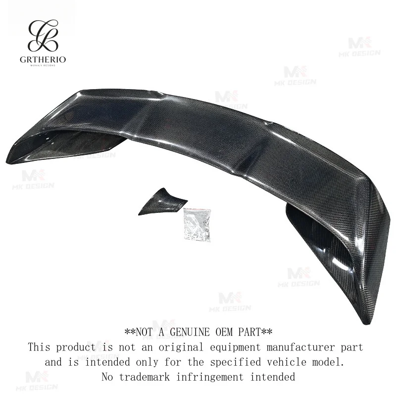 Suitable for God of War GTR R35, this is a carbon fiber rear wing spoiler, designed to match the original factory style