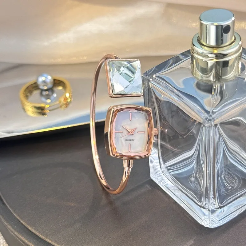 Women's Watch Fashion Bracelet Small Candy Quartz Watch