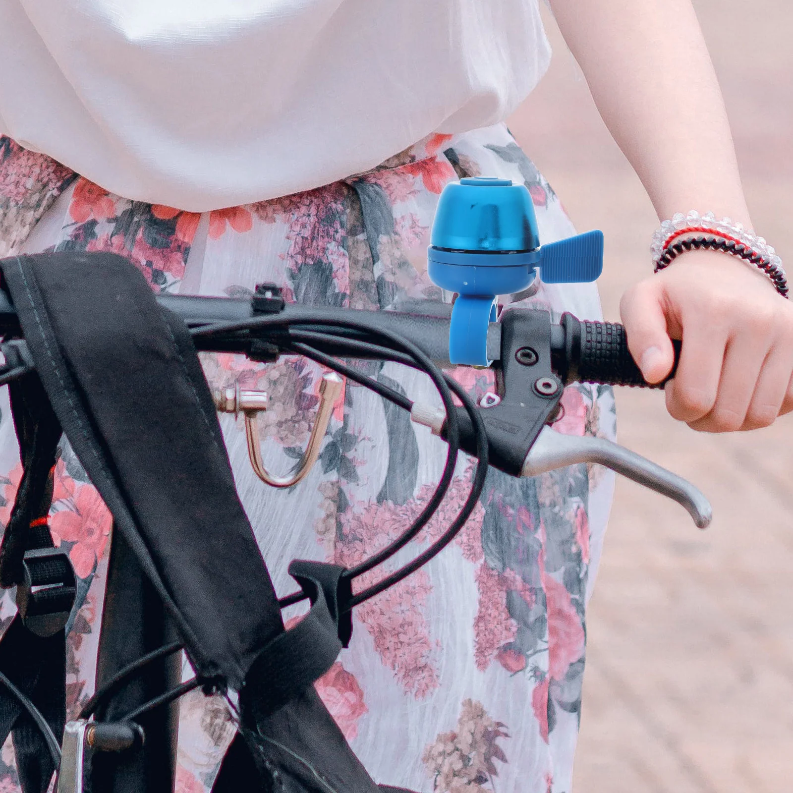 

4Pcs Bicycle Bell for Loud Ring Aluminum Alloy Handlebar Bell Compatible with Mountain Road Electric Bike Scooter