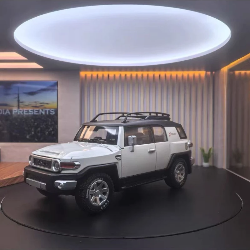 FJ off road alloy replica 1:24 vivid exterior movable doors pull back system shock absorption sound light effects nice gift