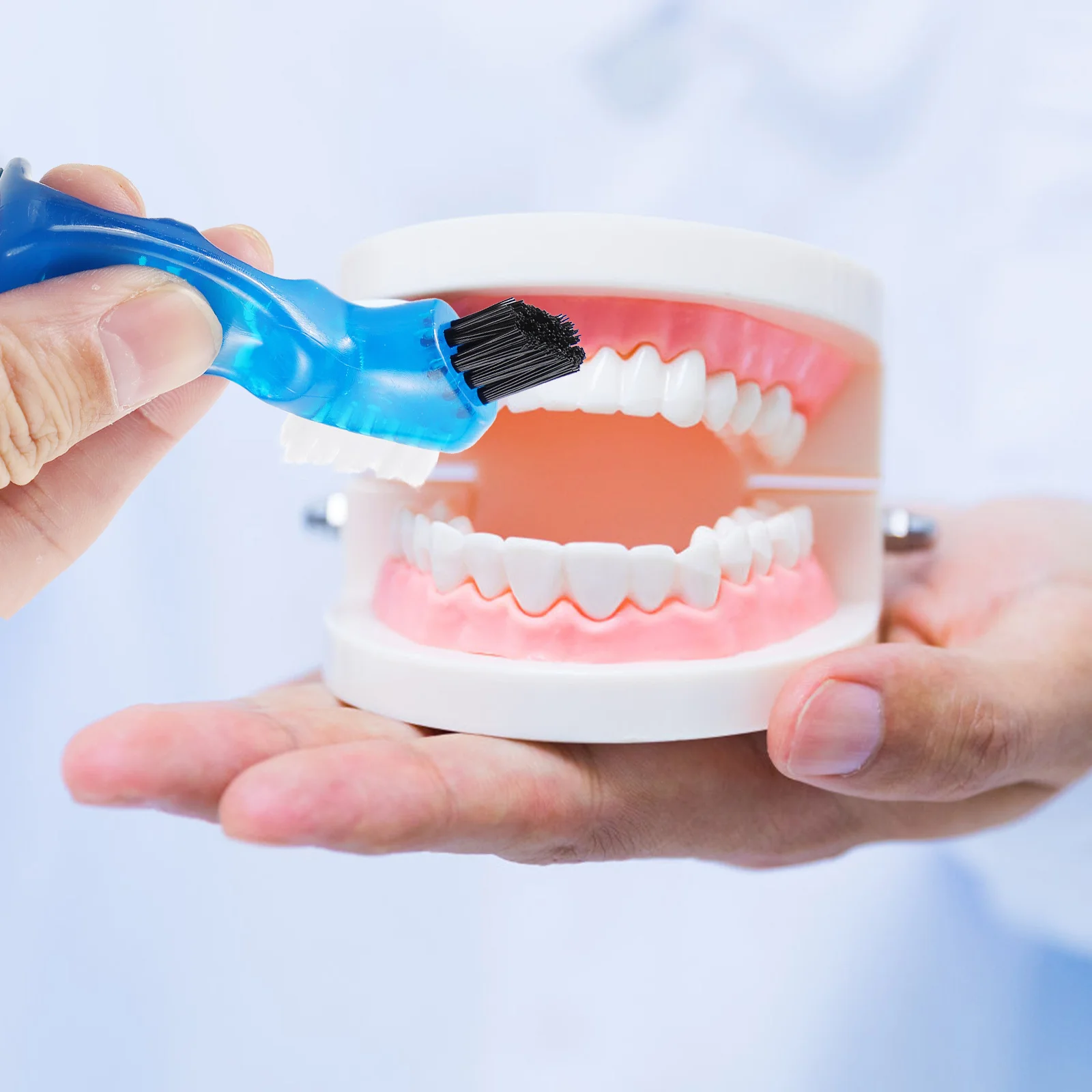 1Set Orthodontic Denture Holder Portable Mouth Guard Box Plastic False Tooth Case Cleaning Brush Durable Care Tool