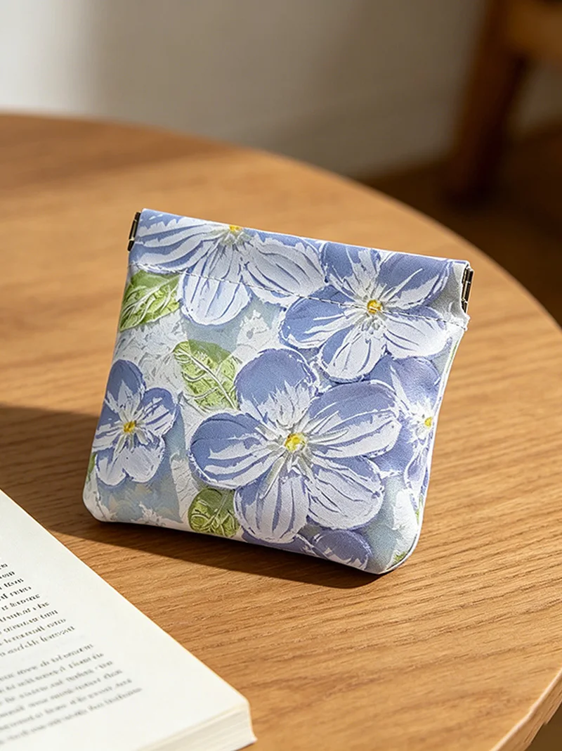 Immagine 7: BUYLEMO Borsa portaoggetti in PU con chiusura automatica, motivo floreale dipinto a olio, portatile con chiusura a scatto per auricolari e monete