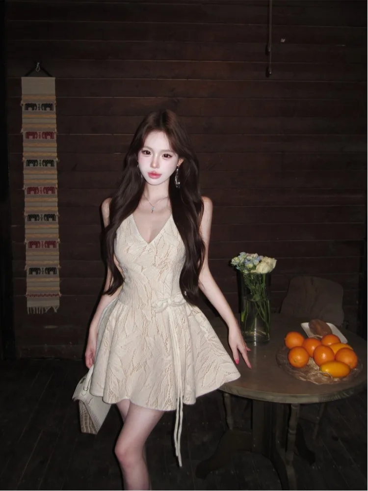 

Sexy Pure Desire Lace V-neck Strap Dress Women's Summer Design Slimming A-line Short Skirt High Waist Sleeveless Daily Wear