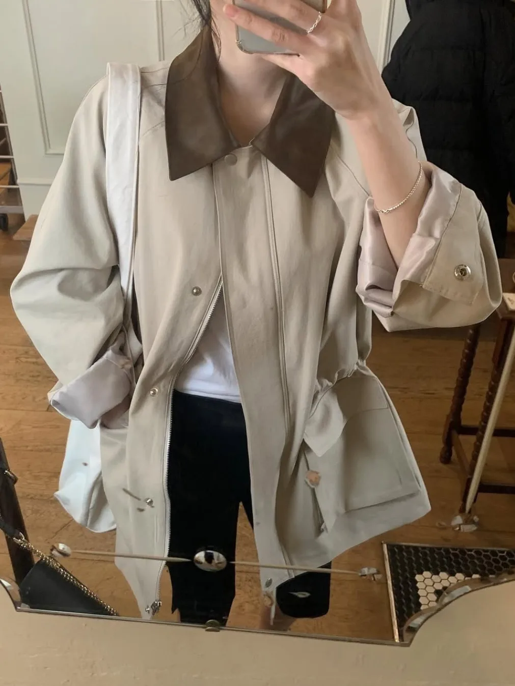 

Faionable Oversized Casual Jaet with Color Blo Collar And Large kets Vintage Spring Outerwear Chic Ele