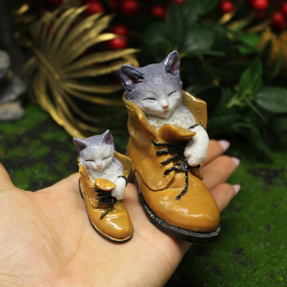 

2 Pcs Small Garden Cat Resin Figurine Adorable Cartoon Kitten Statue Lawn Decor Outdoor Gardening Accessories Realistic Cat