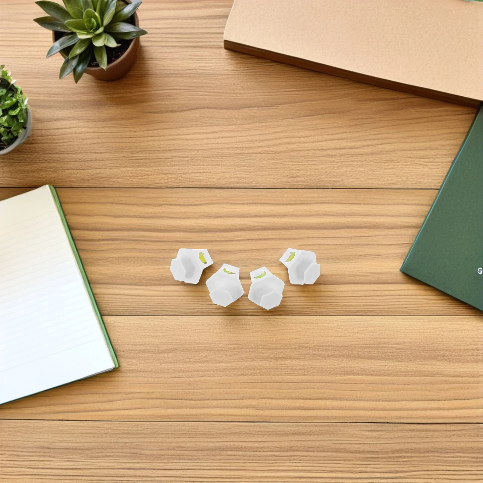 

16pcs Clothes Hanger Connector Hooks Heavy Duty Stackable Space Saving Hangers For Closet Organization Dorm Room Essentials