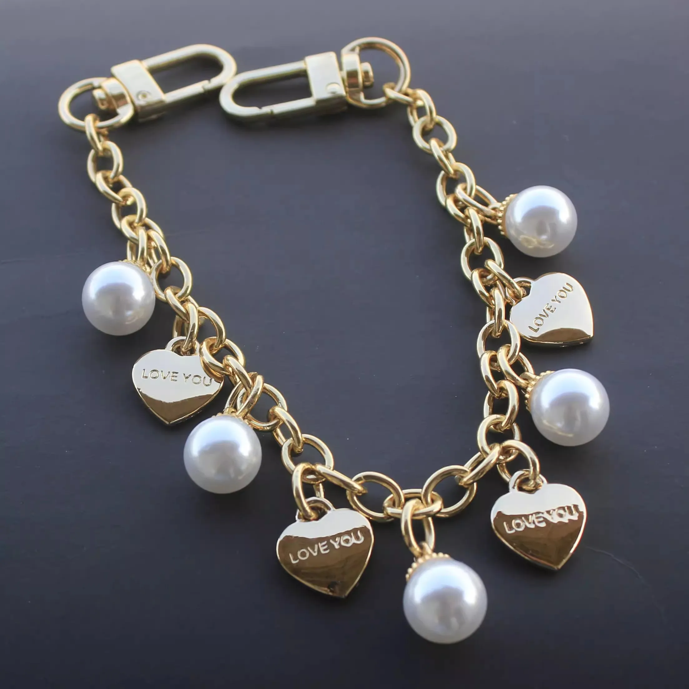 골드 시니 메탈 키체인 핸드폰 랜야드, 핸드 손목 스트랩, 매력적인 장식 가방, 확장 하트와 진주 펜던트 소녀