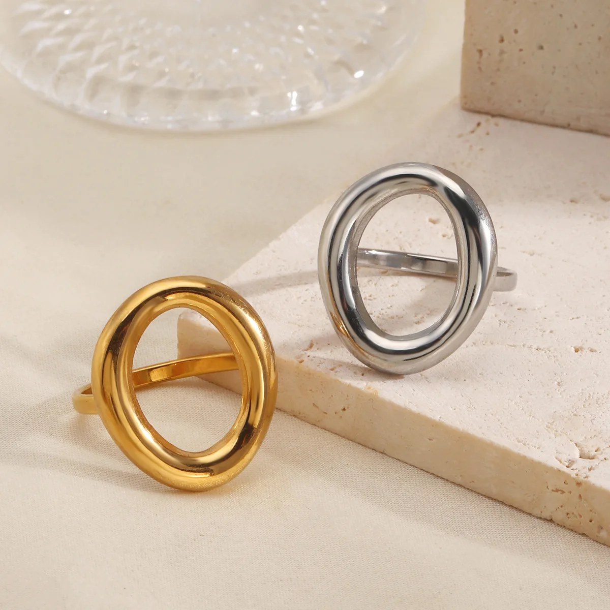 18K Gold Plated Stainless Steel Hollow Oval Opening Band Rings For Women Promise Knuckle Rings Wedding Party Jewelry Gifts