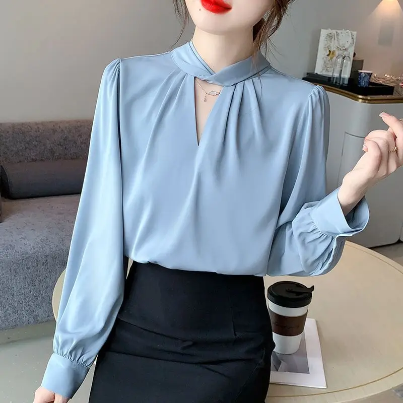 

Синие рубашки и блузки для женщин, шелковая корейская популярная одежда, акция продаж, новинка 2025 года, элегантный шикарный атласный женский топ