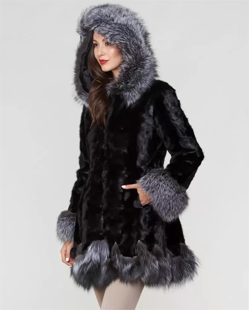 Zimowa Nowa Modna Damska Kurtka ze Sztucznego Futra z Rozszerzanymi Rękawami, Kapturem i Kołnierzem z Imitacji Futra Lisa, Kurtka Damska na Co Dzień i do Pracy, Kolekcja 2025