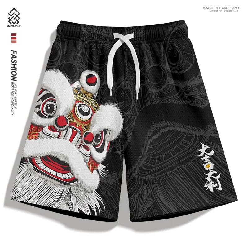 Chinese Lion Dance Print Quick Dry Shorts, Traditional Awakening Lion Pattern Men's Beach & Sports Shorts