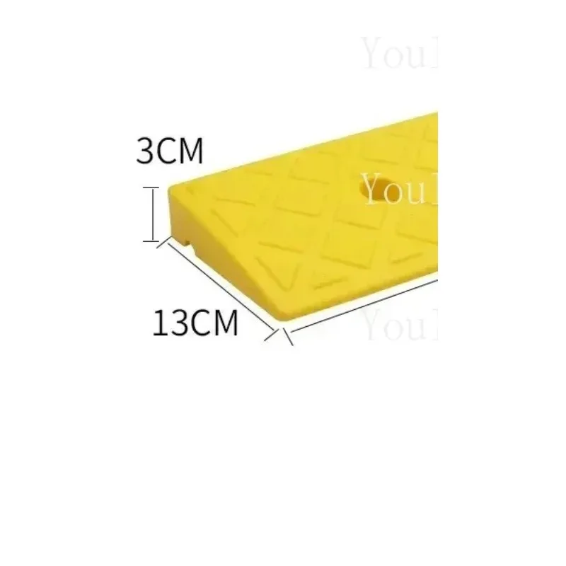 50*13*3cm Plastic PVC Road Slope Ramp Pad Portable Car Step Uphill Triangle Mat Curb Rubber