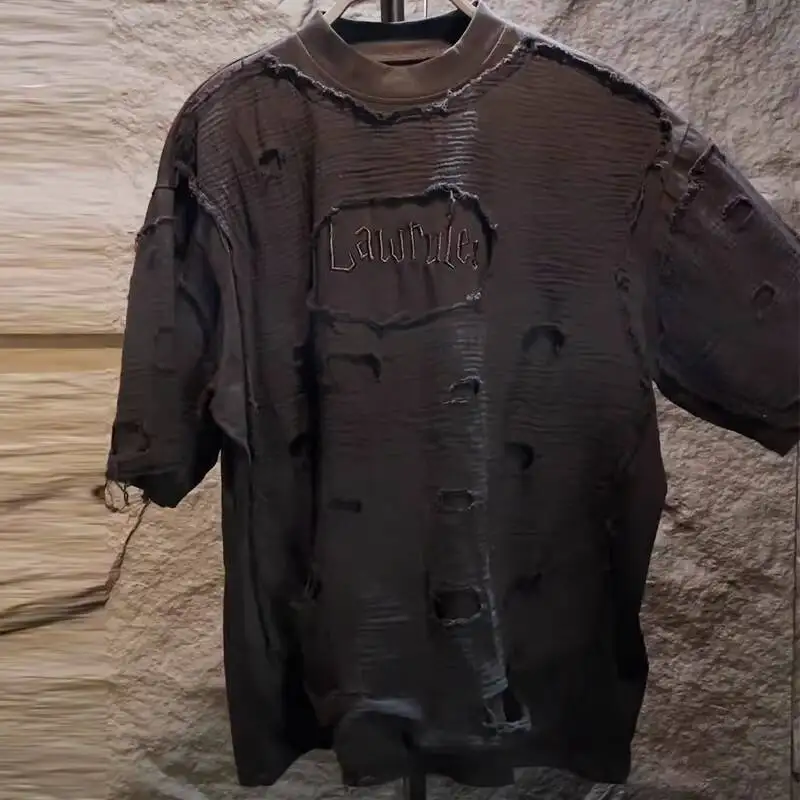 HKSH Summer New Men Fashion Versatile Casual Design Hollow Out Short Sleeve T-shirt Trend Frayed Embroidery Dark Ins Top HK16890