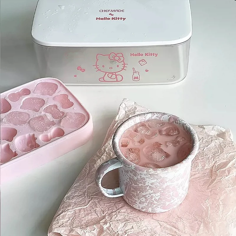 Sanrio Hellokitty Eiswürfelform mit Deckel, DIY Cartoon-Druckknopf-Silikon-Eisaufbewahrungsbox, geeignet für Haushalts-Eismaschinen – Detail 4