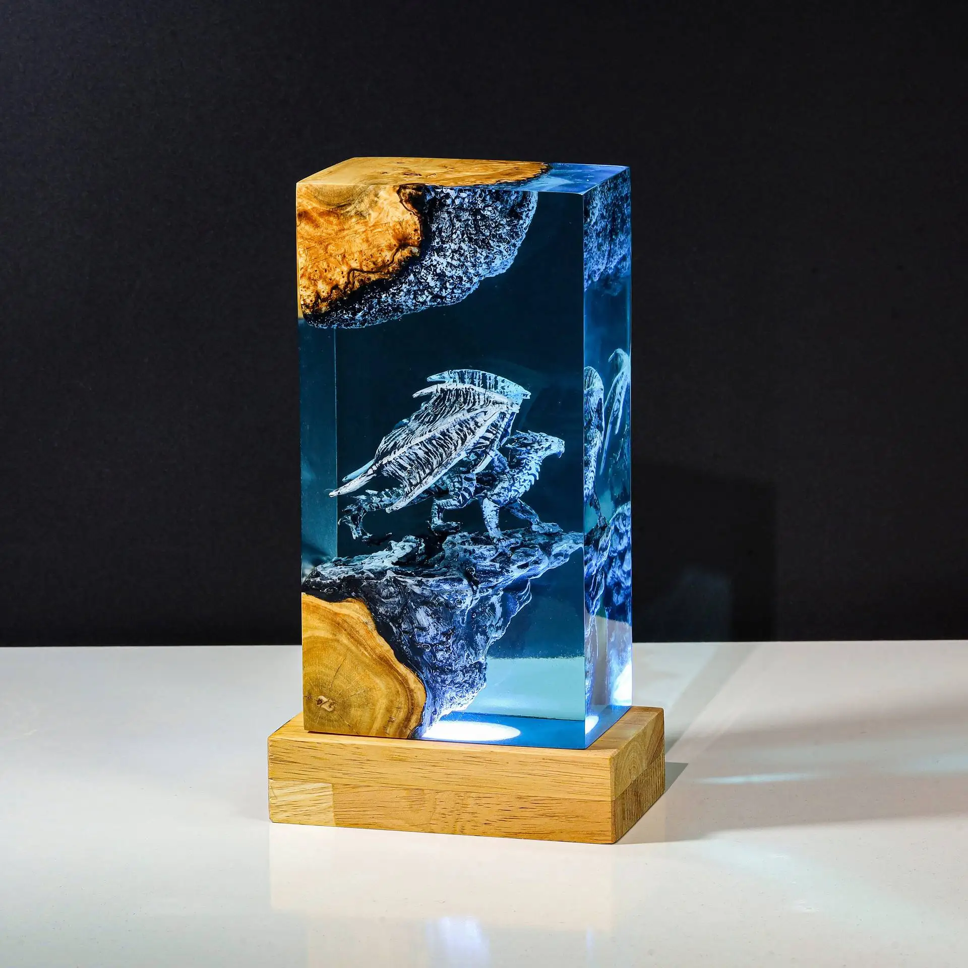 أنيمي الشكل الكائن الراتنج الجدول ضوء الإبداعية الفن الديكور مصباح التلفزيون والأفلام التنين موضوع ضوء الليل USB تهمة