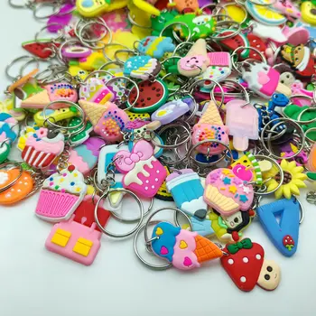 40個(混裝)隨機款式卡通鑰匙圈掛件錢包包掛件鑰匙圈,適合課堂獎勵、節日派對禮物 8 最佳銷售 禮物籃 - №2