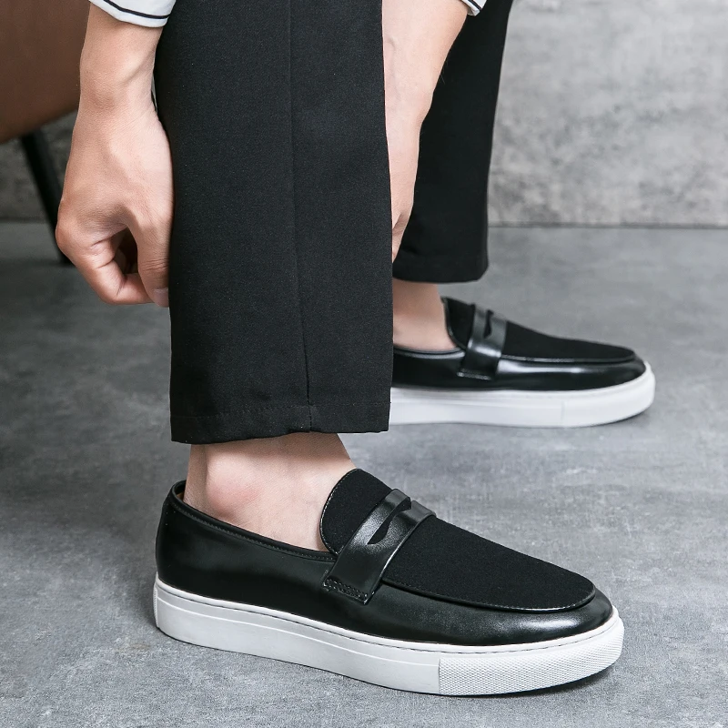 Fashion White Sole Men Casual Shoes Outdoor Brand Quality Leather Designer Shoes Versatile Men Loafers Soft Comfy Business Shoes