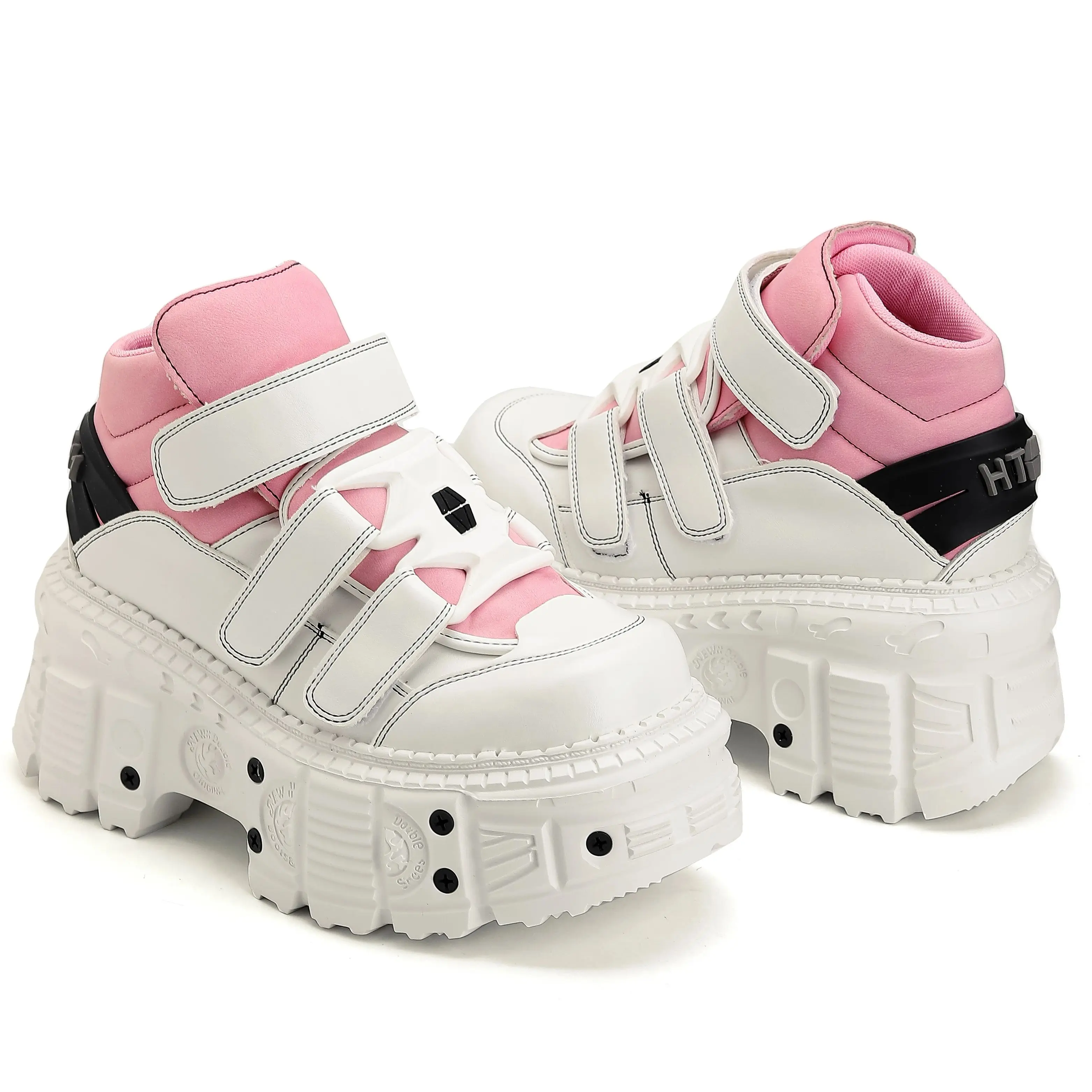 2026  Woman Sneakers New Punk Style Women Shoes Gothic Ankle Rock Boots Lace-up Heel Height Platform Shoes Woman Metal Decor