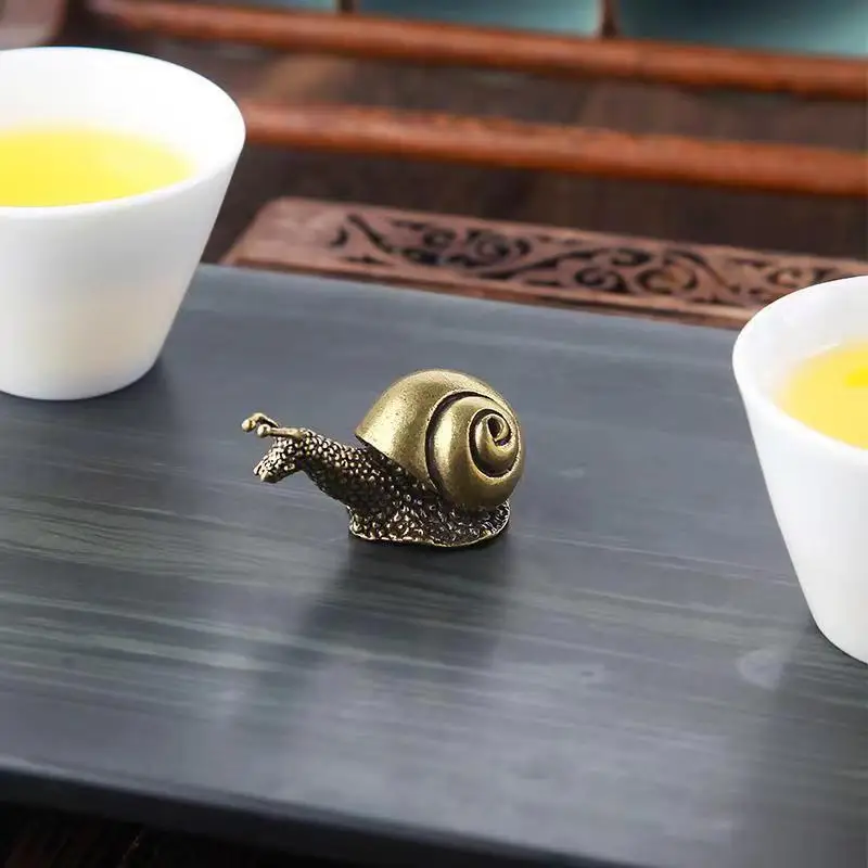 Pure Copper Snail Ornament Handmade Brass Desktop Decoration m330